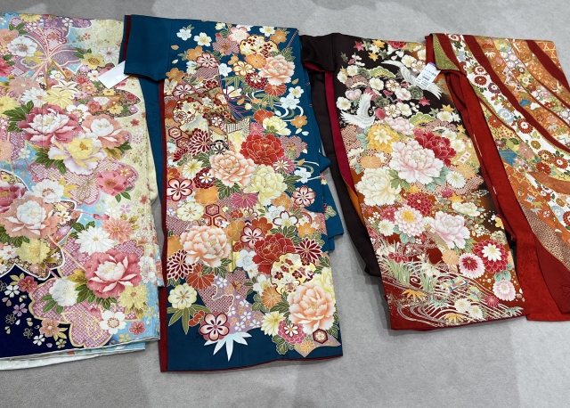 あなたの思い出を大切に査定します。小田原の着物高価買取！
